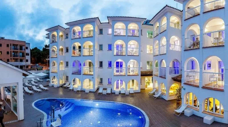 R2 Bahia Cala Ratjada Design Hotel 4* - Adults only