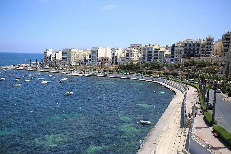 gillieru-harbour-hotel3_.jpg