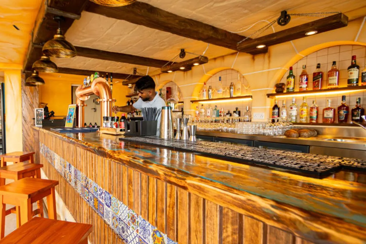 08_Bar.jpg