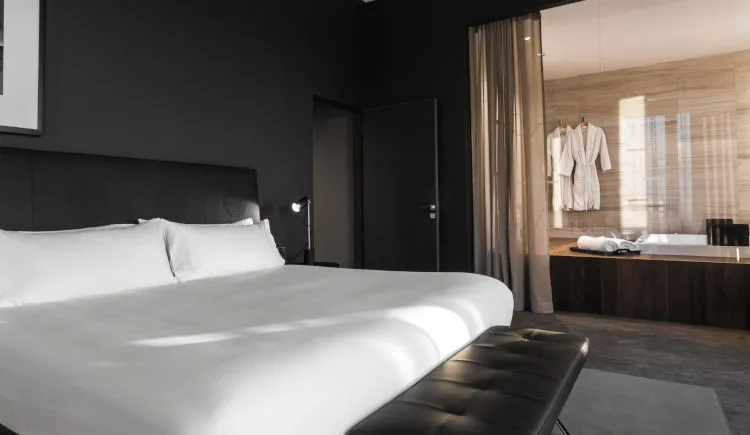 05_Presidential_suite_room.jpeg