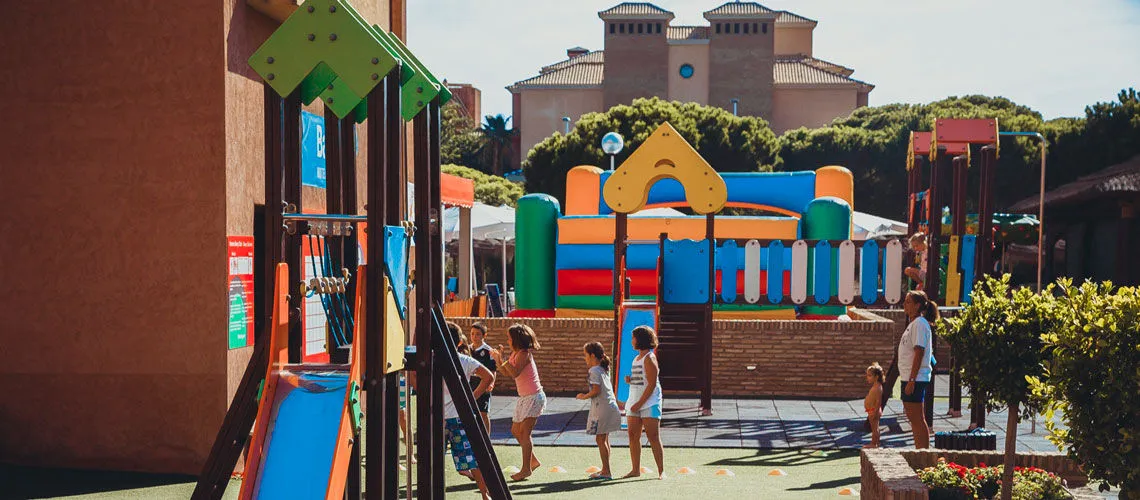 8_Kids_club_promosejours_punta_umbria_mar.jpg