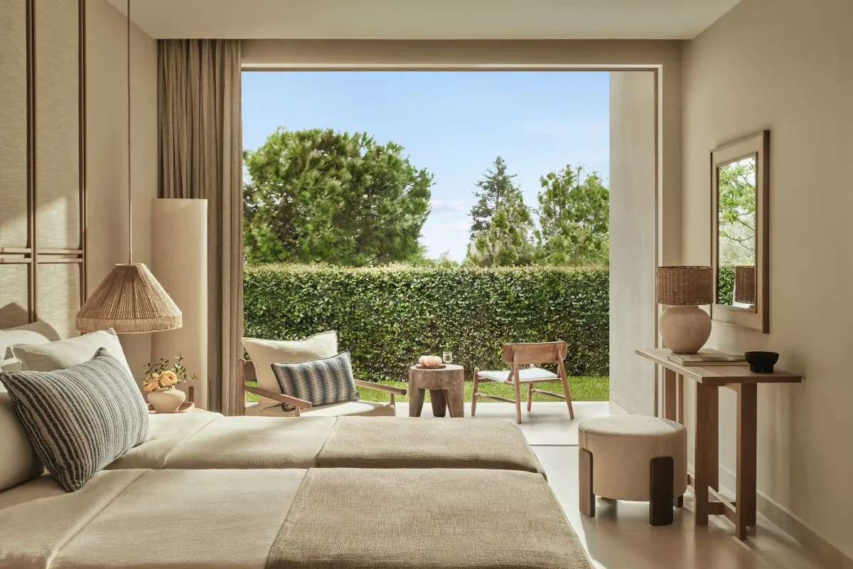 06_Double_Bungalow_Garden_View.jpg