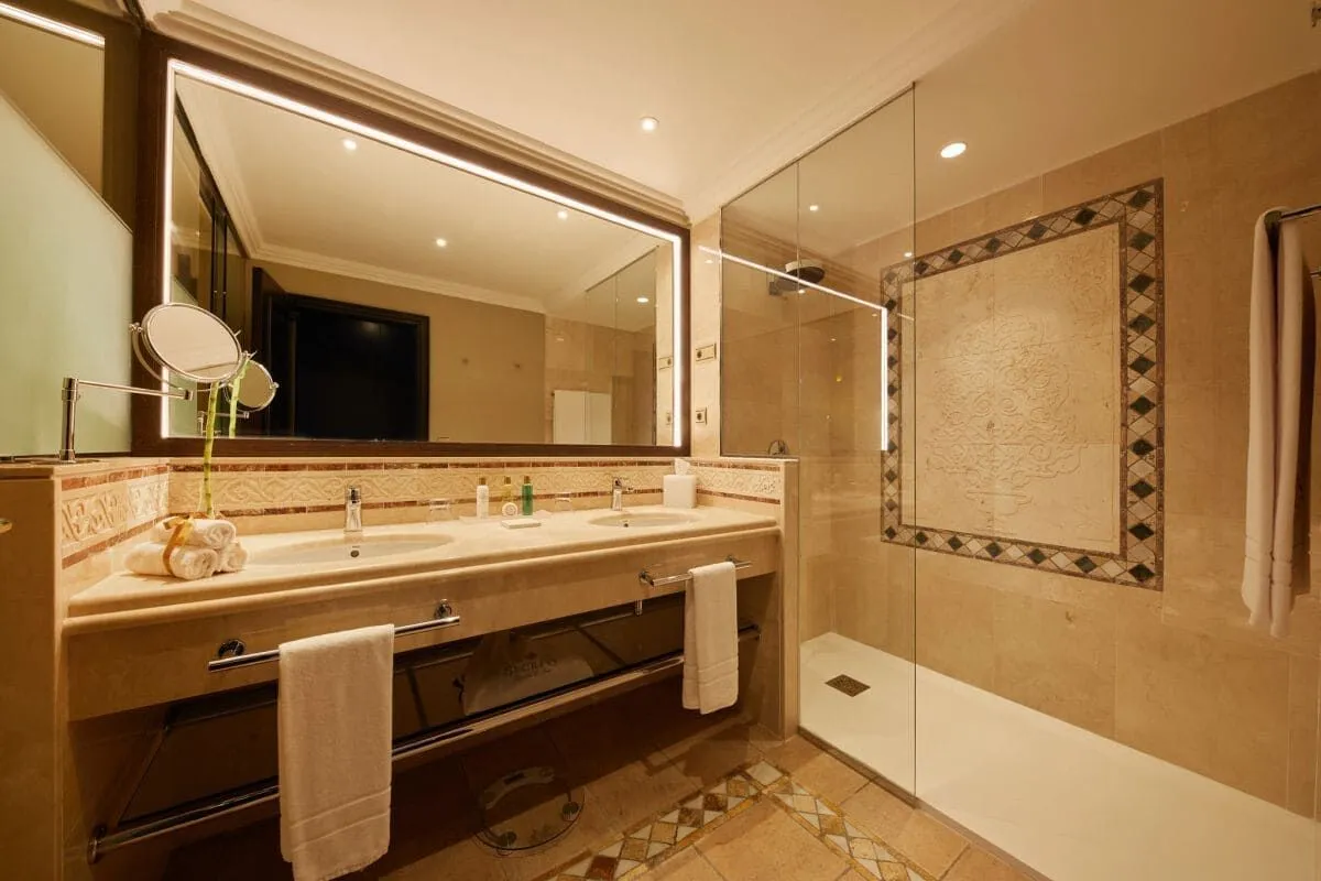06_Salle_de_bain.jpg