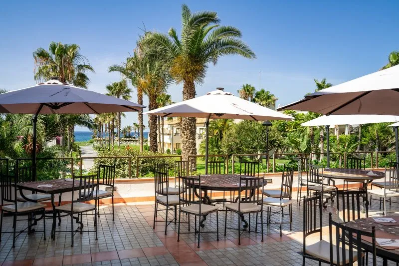 restaurant_terrasse_2.jpg
