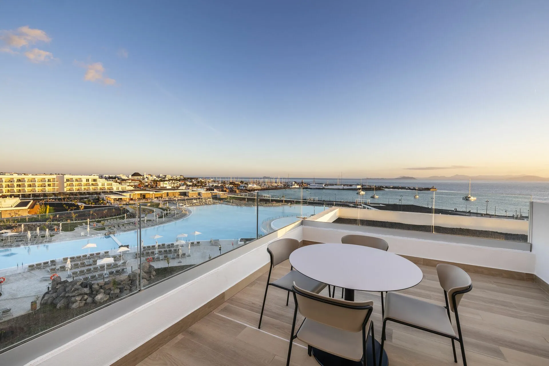 superior_sea_view_balcony.jpg