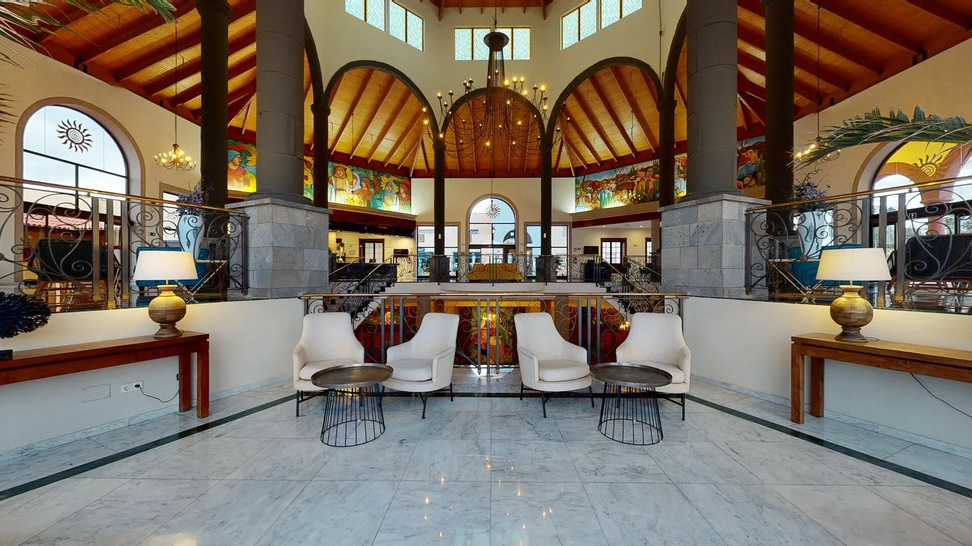 LOBBY_2.jpg