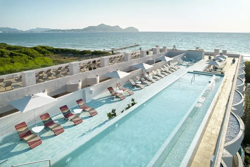 pool_rooftop_3.jpg