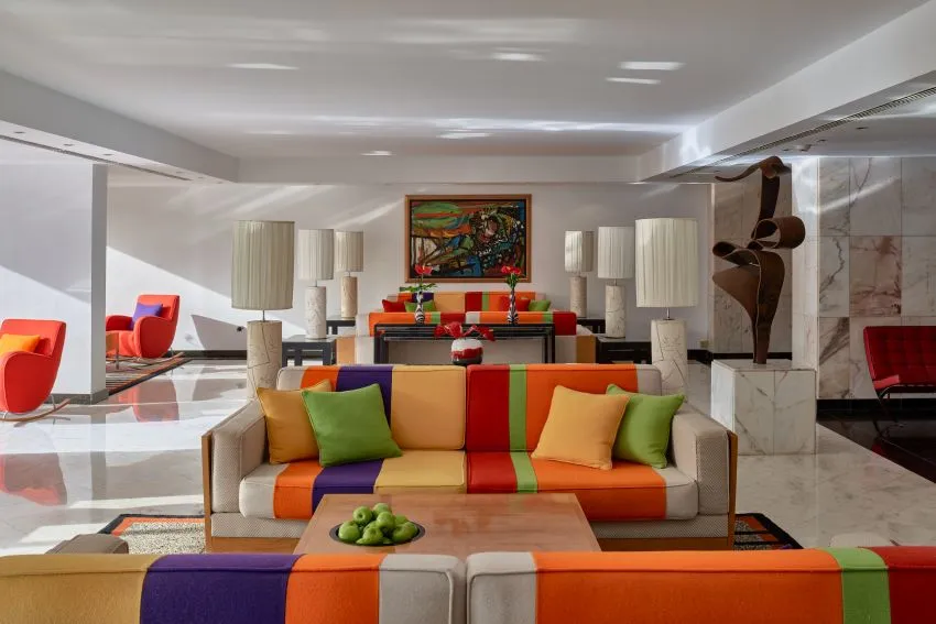 02_Seaside_Palm_Beach_Lobby.jpg