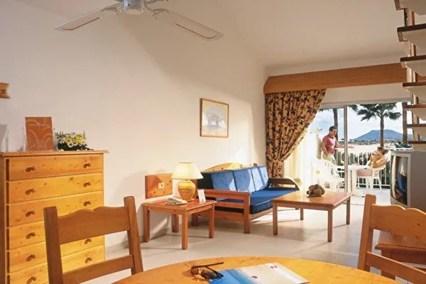 vue_834944_pgbighd.jpg
