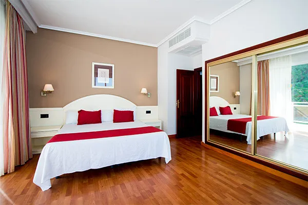 vue_905341_pgbighd.jpg
