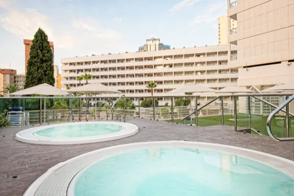 vue_804179_pgbighd.jpg