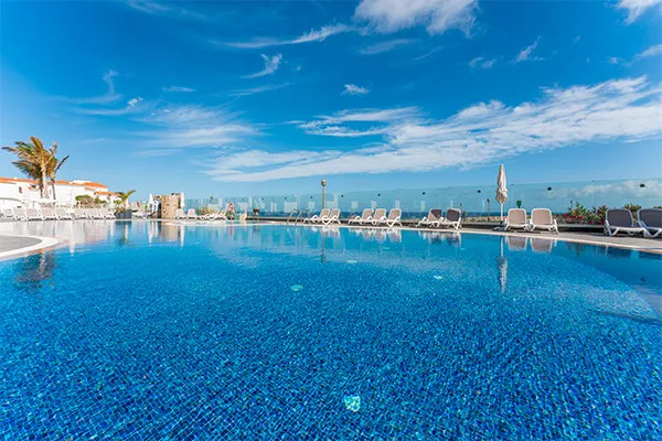 vue_849480_pgbighd.jpg