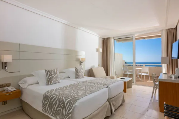 vue_830942_pgbighd.jpg