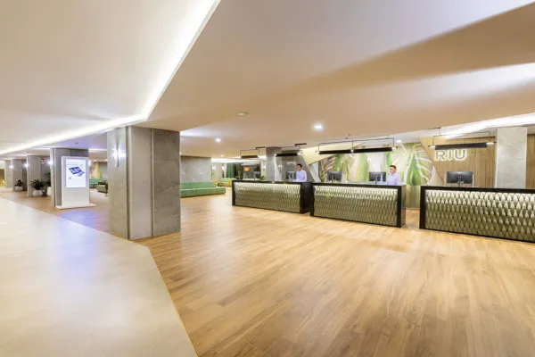 vue_654664_pgbighd.jpg