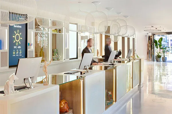 vue_878863_pgbighd.jpg