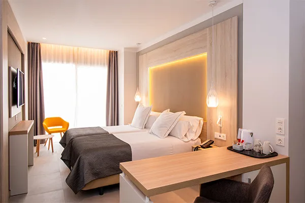 vue_893946_pgbighd.jpg