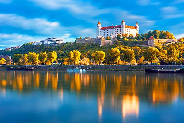 vue_863775_pgbighd.jpg