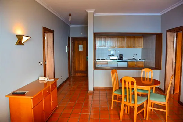 vue_862015_pgbighd.jpg