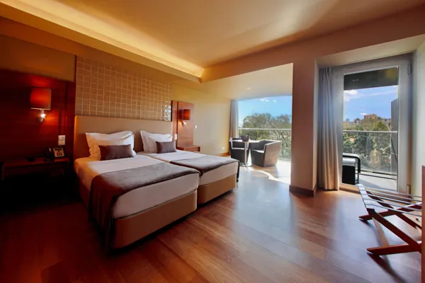 vue_650213_pgbighd.jpg