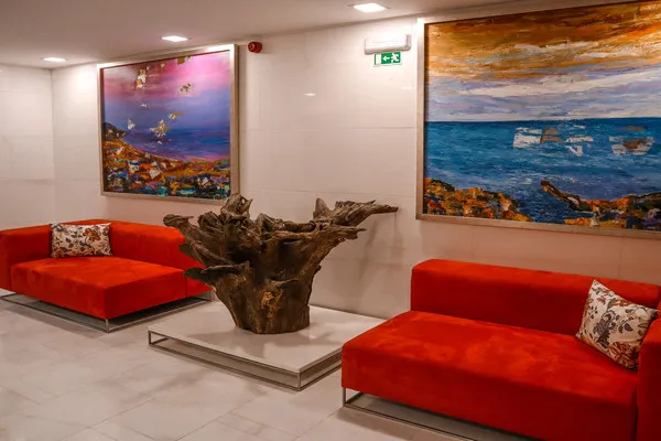 vue_621453_pgbighd.jpg