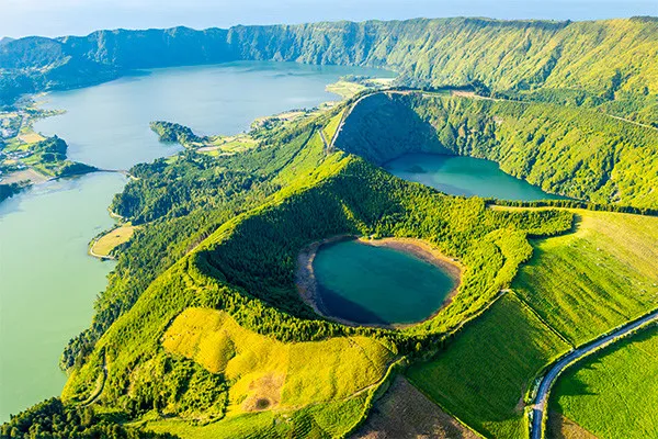 Autotour Echappée sauvage aux Açores sur l'île de São Miguel ***