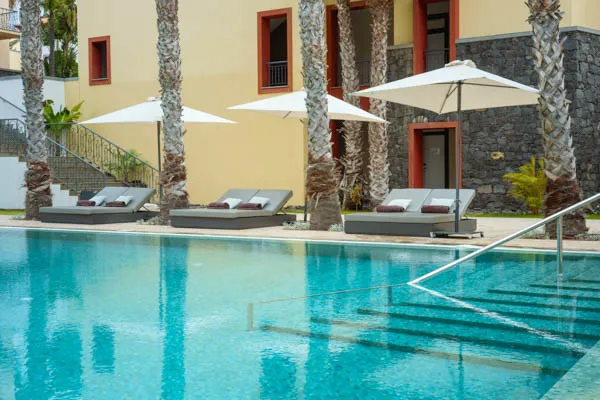 vue_783411_pgbighd.jpg