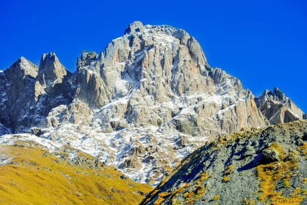 vue_798123_pgbighd.jpg