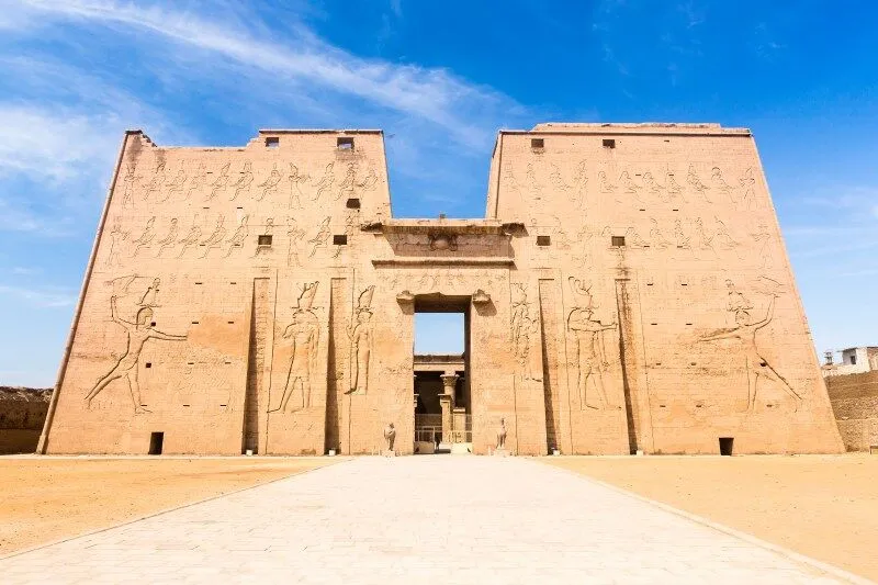 Temple_Edfou_198423292.jpg