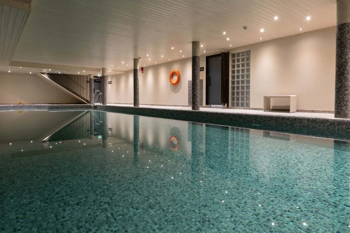 pool_2.jpg