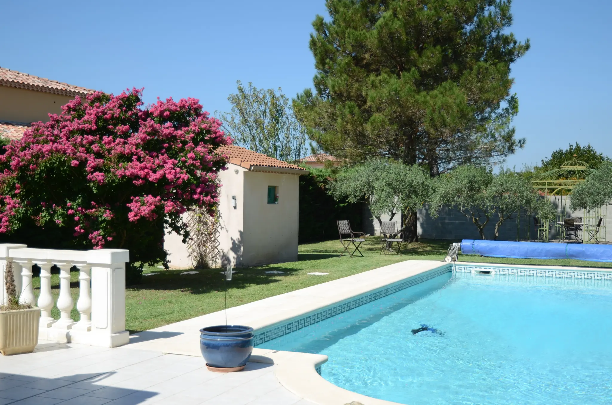 Provence vacances Ventoux, villa avec piscine, 4 ch., 8 pers