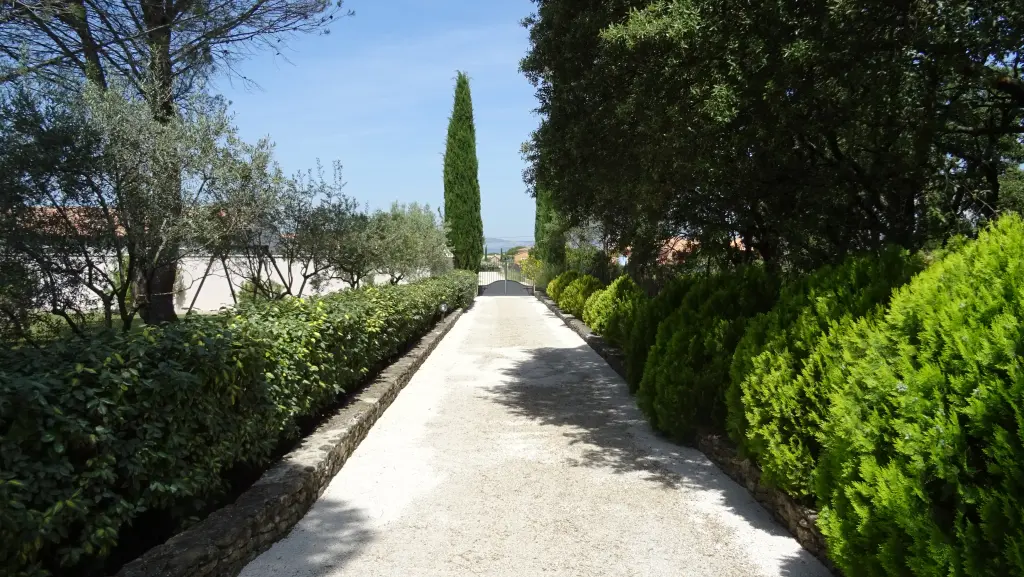 Provence vacances Ventoux, villa avec piscine, 4 ch., 8 pers