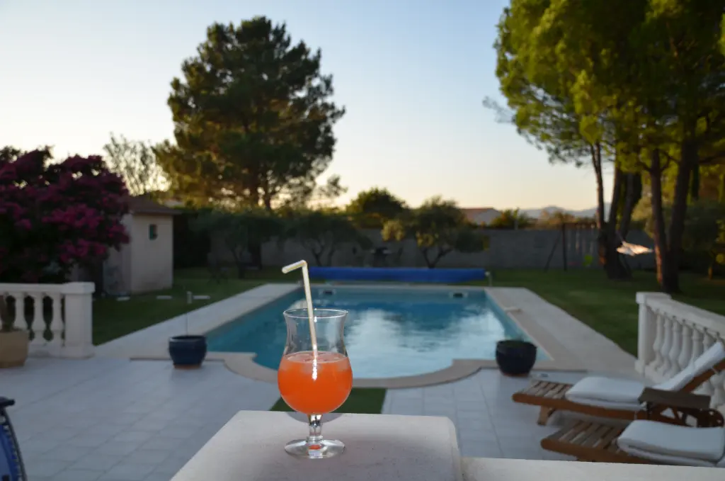 Provence vacances Ventoux, villa avec piscine, 4 ch., 8 pers