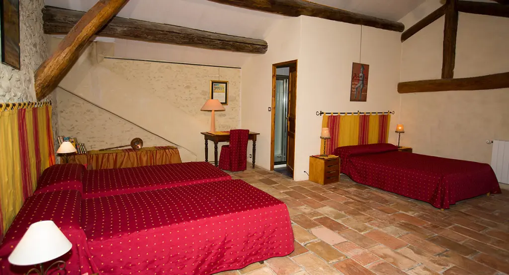 Grand gîte avec piscine en Provence – 11 personnes