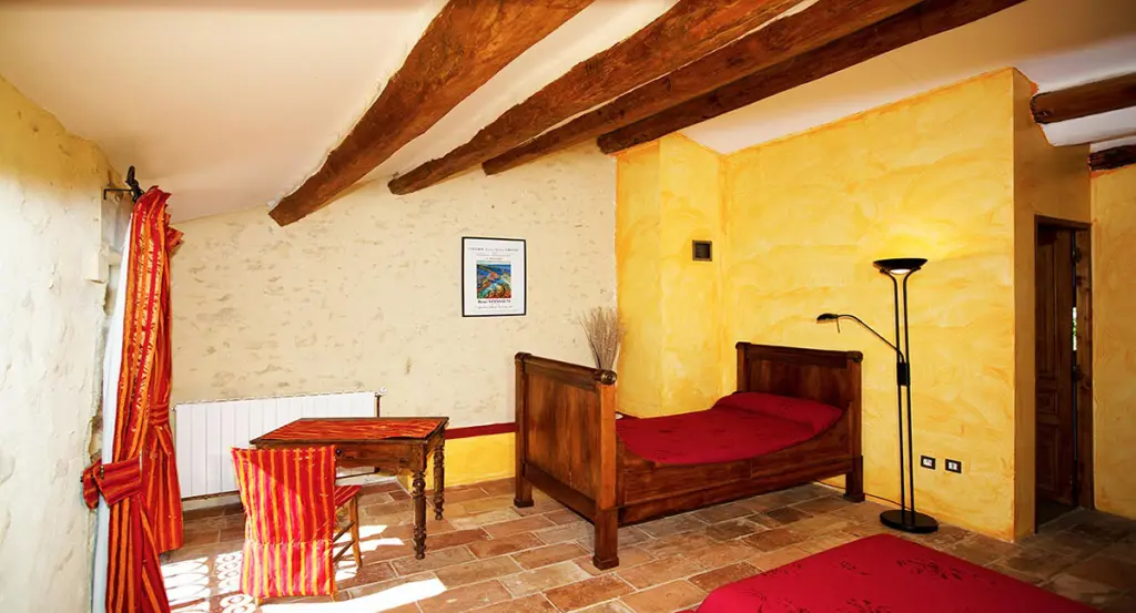 Grand gîte avec piscine en Provence – 11 personnes