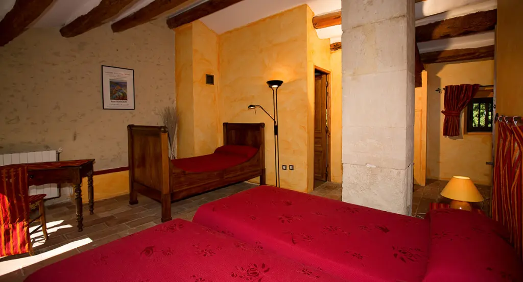 Grand gîte avec piscine en Provence – 11 personnes